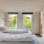 Gytta - 1km From The Sea By Interhome