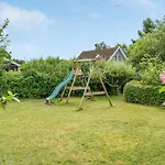 Holiday home Gytta - 1km From The Sea By Interhome *