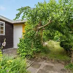 Gytta - 1km From The Sea By Interhome
