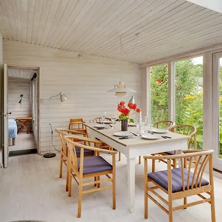 Gytta - 1km From The Sea By Interhome *