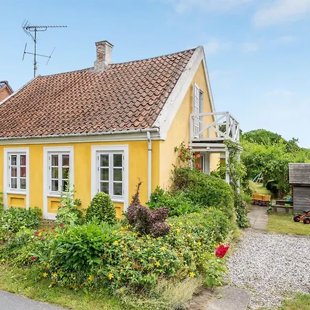 Dom wakacyjny Gytta - 1km From The Sea By Interhome Tranekær